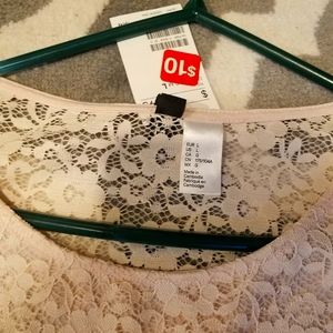 Lace top very pretty! Never worn